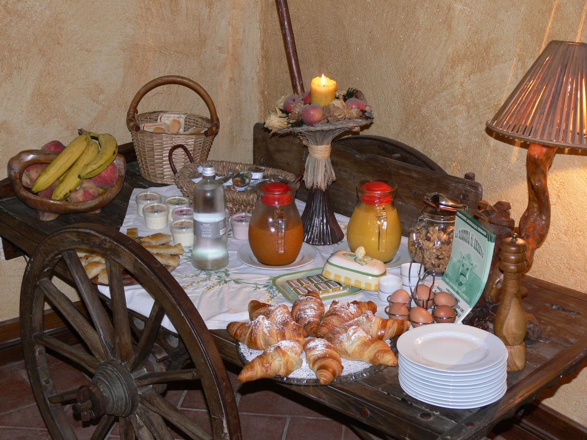 Il Cappellaio Matto Bed and Breakfast Montalto Ligure Exterior foto