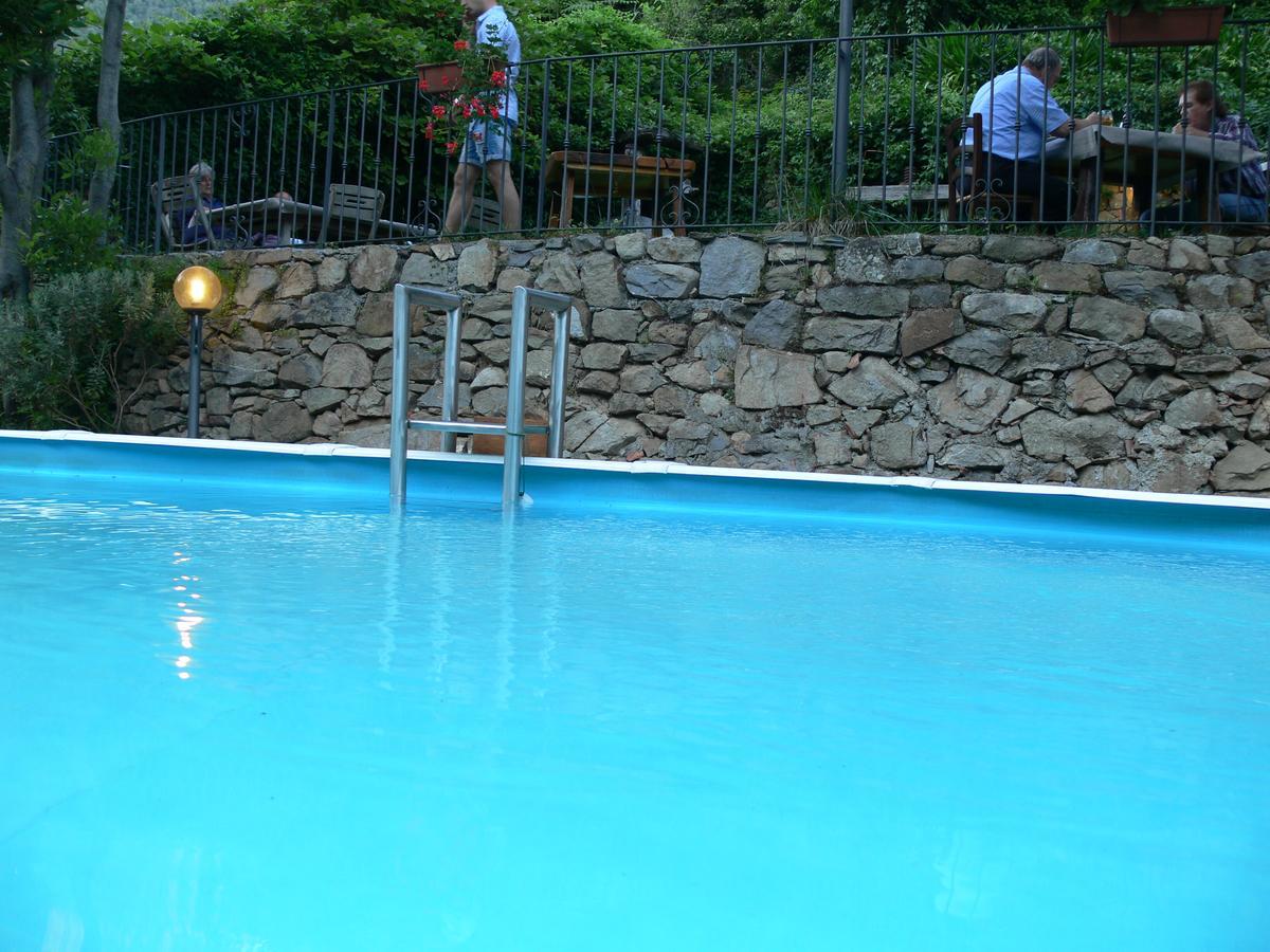 Il Cappellaio Matto Bed and Breakfast Montalto Ligure Exterior foto