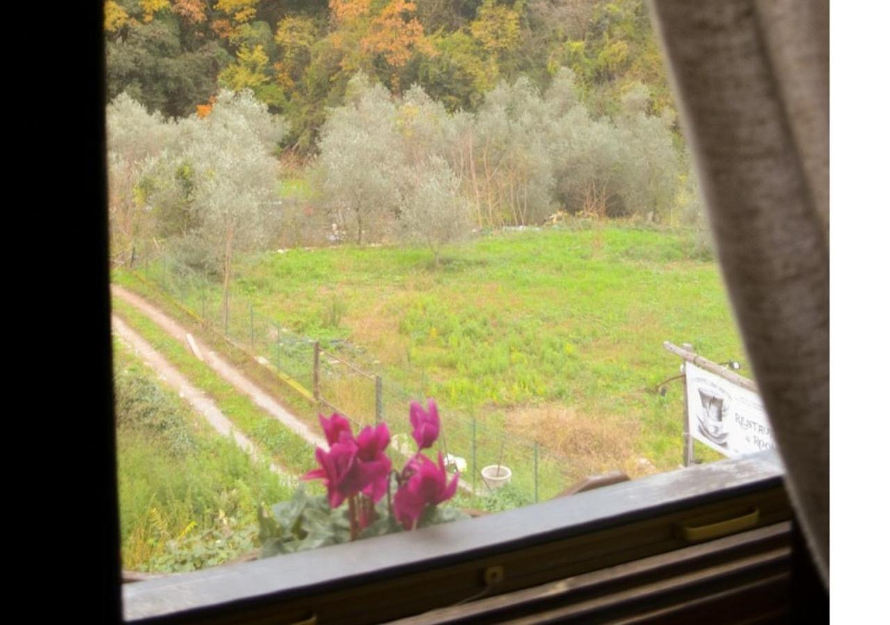 Il Cappellaio Matto Bed and Breakfast Montalto Ligure Exterior foto
