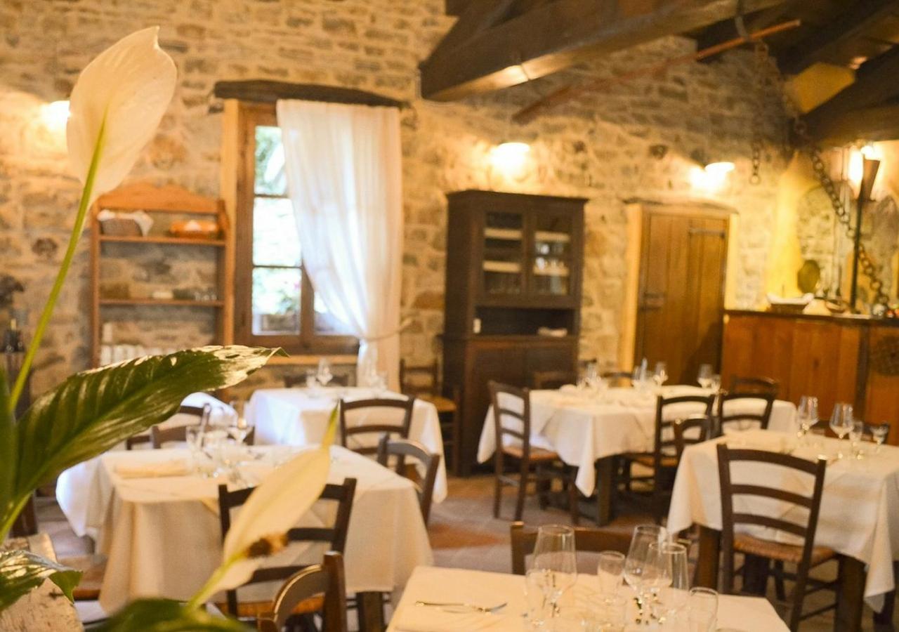 Il Cappellaio Matto Bed and Breakfast Montalto Ligure Exterior foto