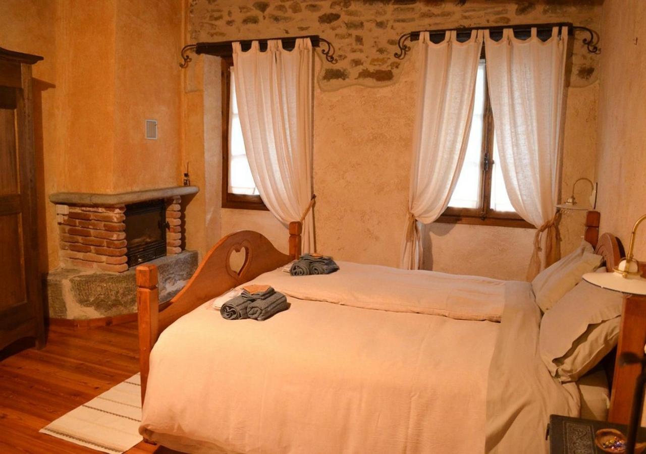 Il Cappellaio Matto Bed and Breakfast Montalto Ligure Exterior foto